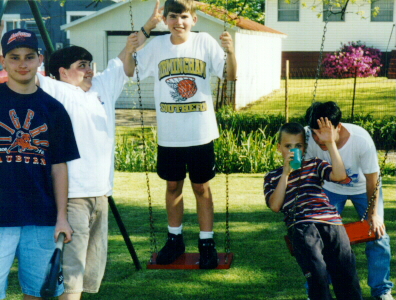 008.jpg (173879 bytes)